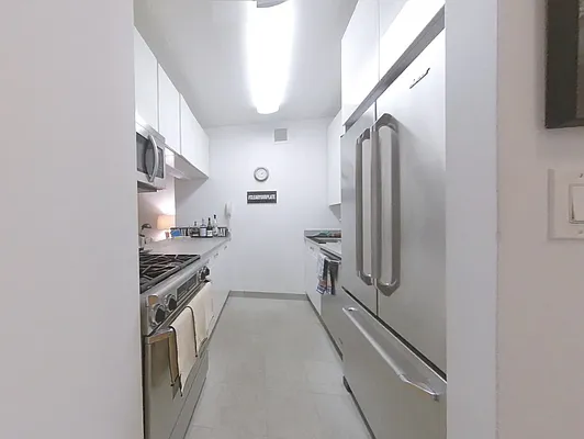 Rented by NY Living Solutions | media 7