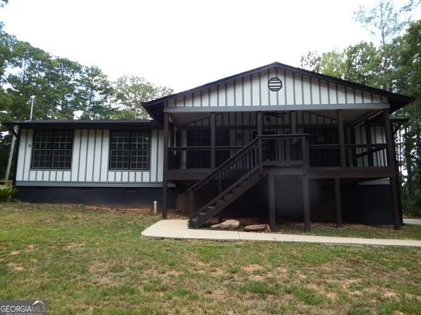 1425 Rogers Lake Rd, Lithonia, GA 30058