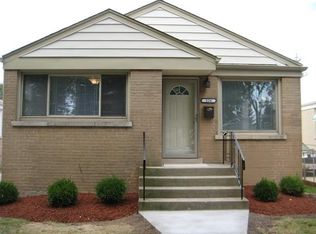 326 Rice Ave, Bellwood, IL 60104