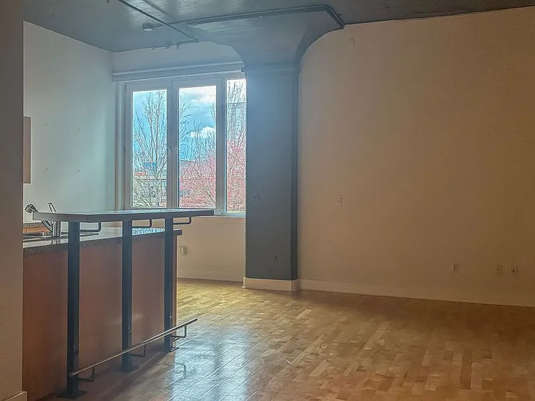 300 NW 8th Ave #203 — Photo 15