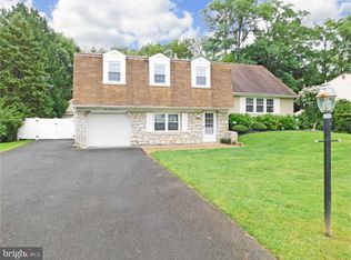 1031 Dick Ave, Warminster, PA 18974