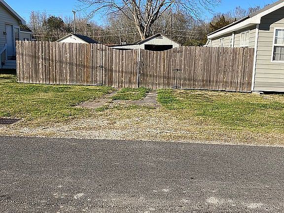 2nd image of 119 N 12th St