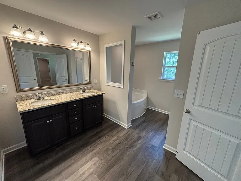 377 Baymont Dr — Photo 18