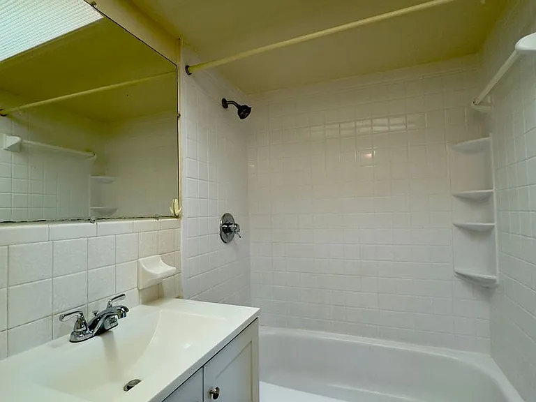 331 S Ann St — Photo 23