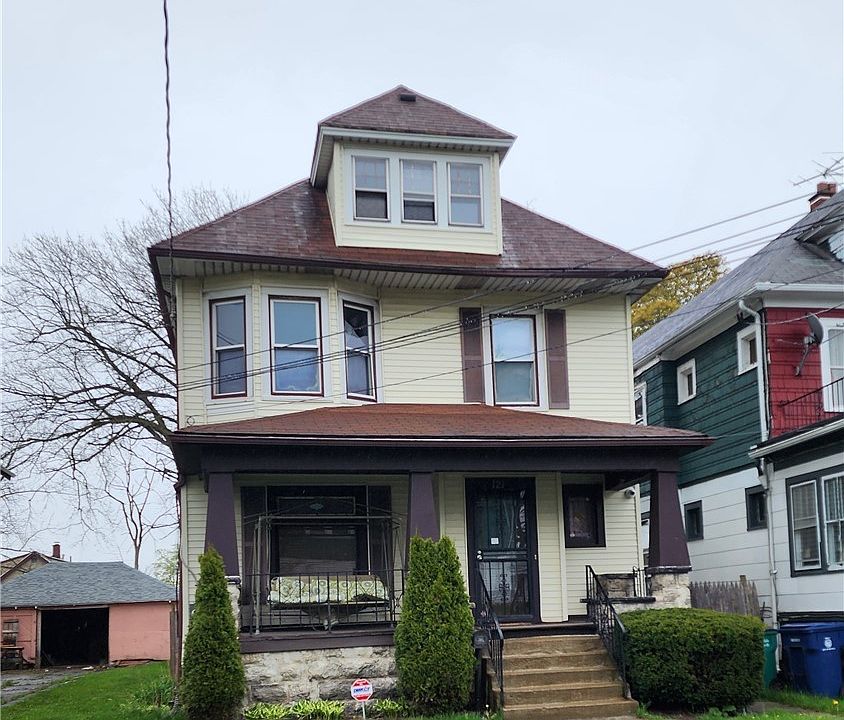 1st image of 121 Hill St