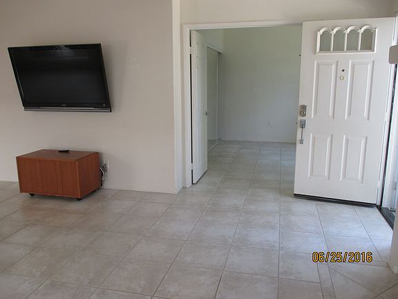 Entry to downstairs bedroom