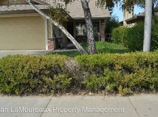 916 Sun Valley Dr, Woodland, CA