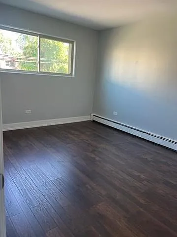 8141 S Ingleside Ave #1W — Photo 2