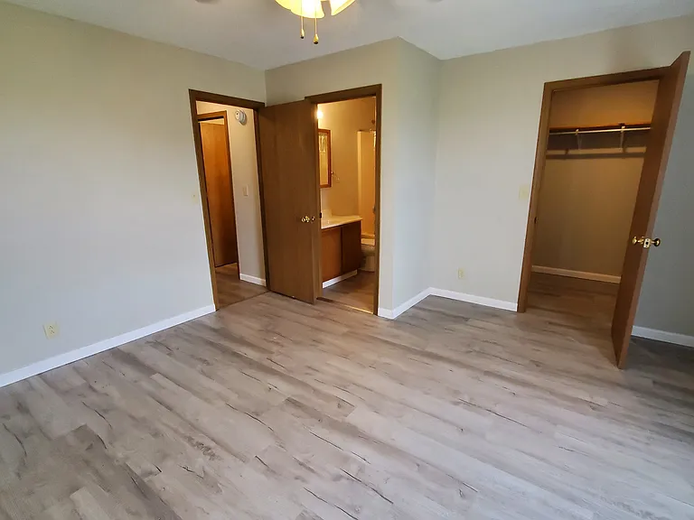 920 Cool Valley Dr — Photo 7