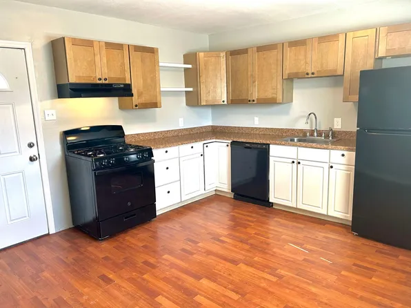 (undisclosed Address), Elizabeth, PA 15037