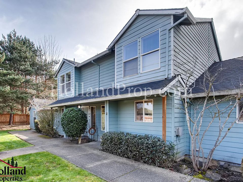 1st image of 700-706 SW 206th Pl #704
