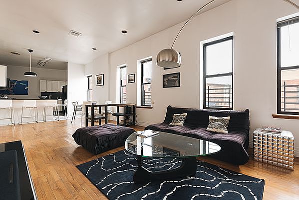 1st image of 906 Fulton St Floor 1