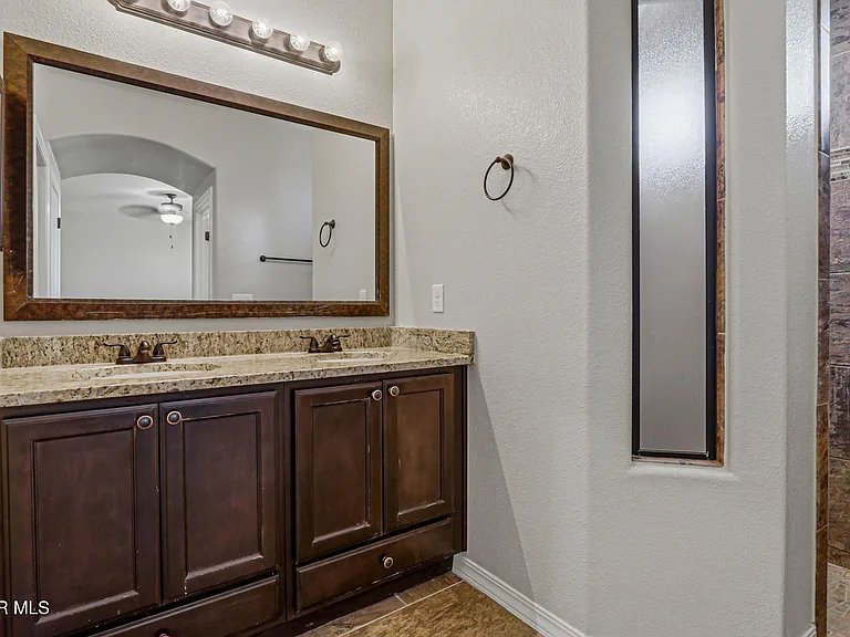 14356 George Campbell Ct — Photo 34