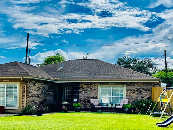 1032 Curtis St, Harvey, LA 70058