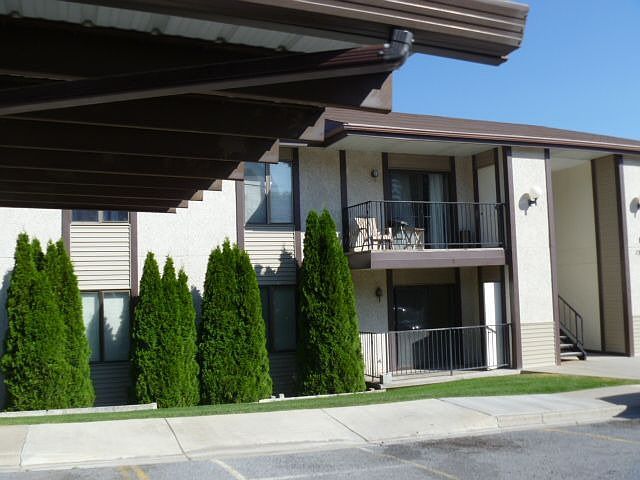 2nd image of 1526 Bench Rd APT F3