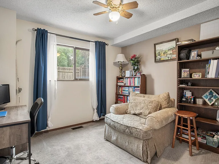 3713 W High St — Photo 13