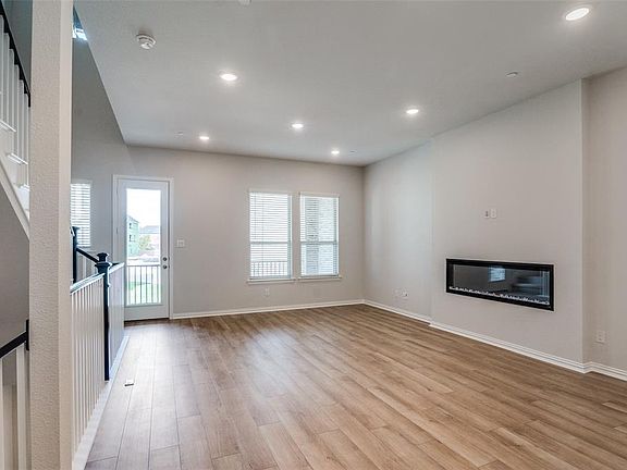 5th image of 8463 Challenger Ln