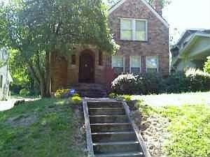 1st image of 1714 E 5th Ave