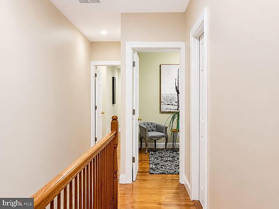 5th image of 5148 Sansom St