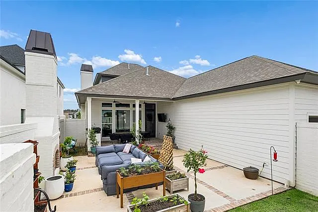 141 Bay Tree Manor Dr — Photo 30