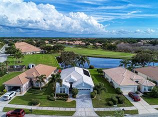 822 Derbyshire Dr, Venice, FL 34285