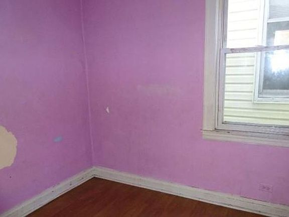 3rd image of 5027 S Paulina St