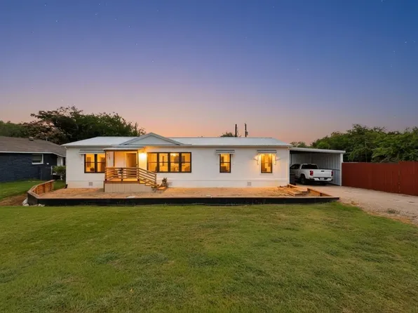 3909 Valley Ridge Dr, Granbury, TX 76048