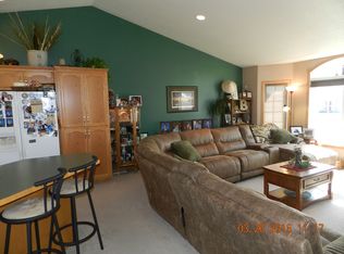 1004 11th Ave SE, Barnesville, MN 56514