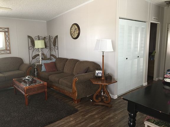 3rd image of 2866 Plumosa Ln