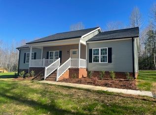 4461 Fairview Farm Rd, Asheboro, NC 27205