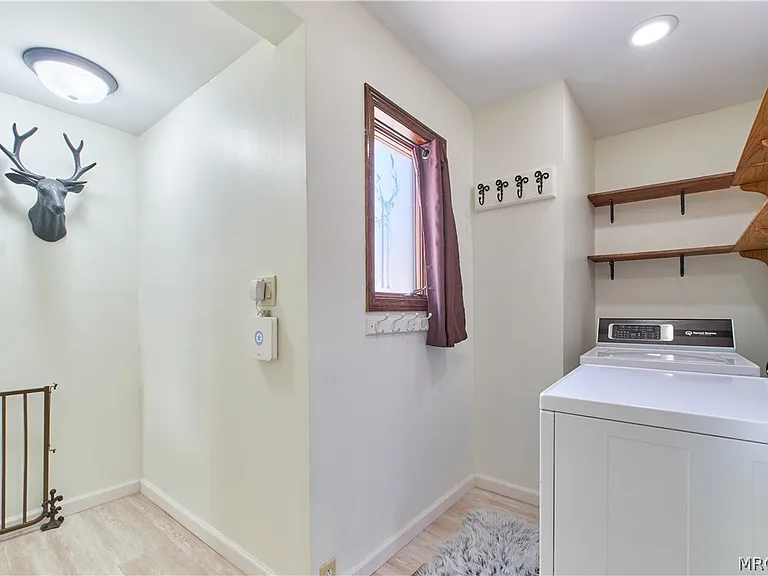 509 Wallace Ln — Photo 48