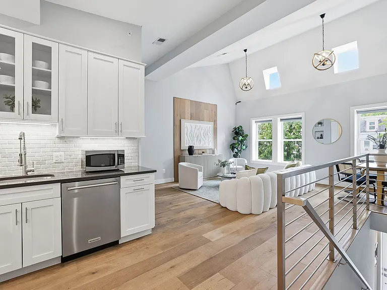 1117 Allison St NW #3 — Photo 4