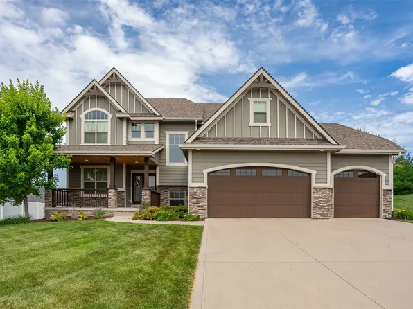 2405 148th Ct, Urbandale, IA 50323