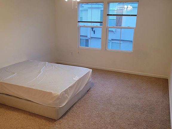 5th image of 3402 Esplanade Cir