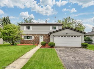 537 N Grace St, Villa Park, IL