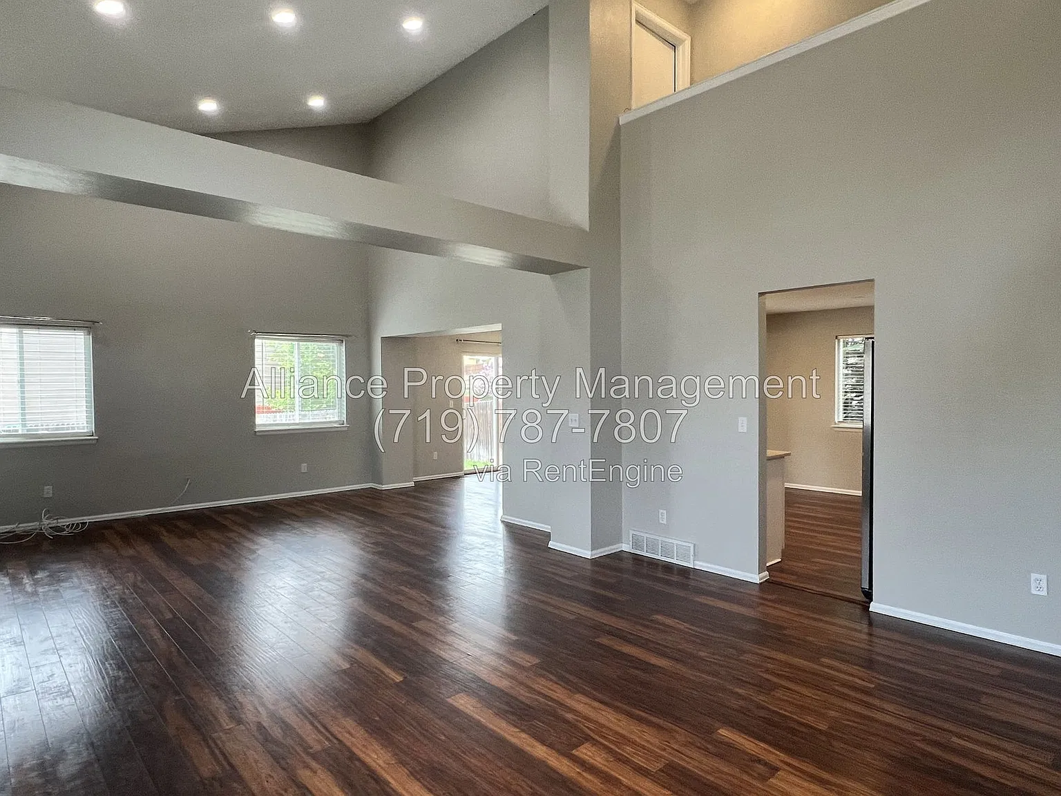 4 bed, 3.5 bath, 2742 sqft, $2,445 — Photo 2