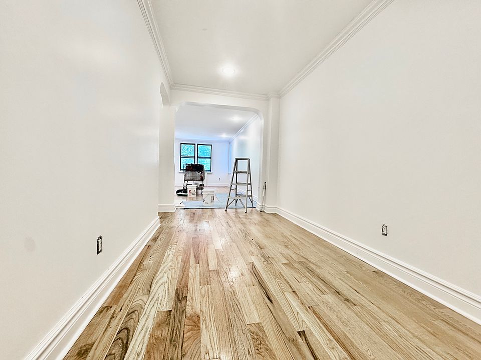 1st image of 50 Overlook Ter APT 4E