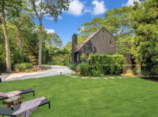 27 8th St, East Hampton, NY 11937
