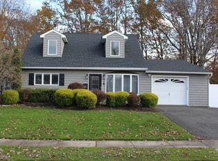 66 Fulton Pl, Hazlet, NJ 07730