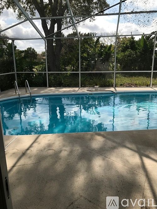 1st image of 11011 Rollingwood Dr #1