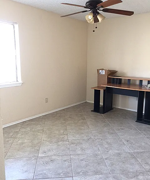 4113 Fossil Ridge Dr — Photo 6