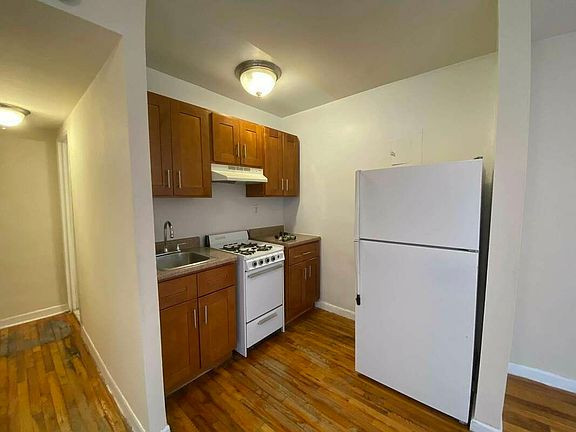 3rd image of 14220 84th Dr APT 5G