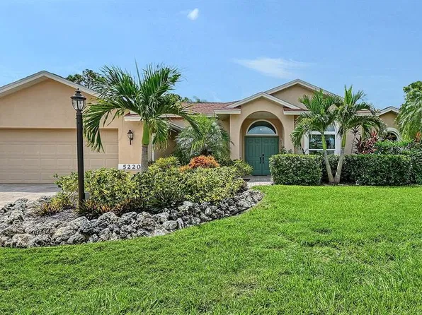 5220 SUNNYDALE CIRCLE S, SARASOTA, FL 34233