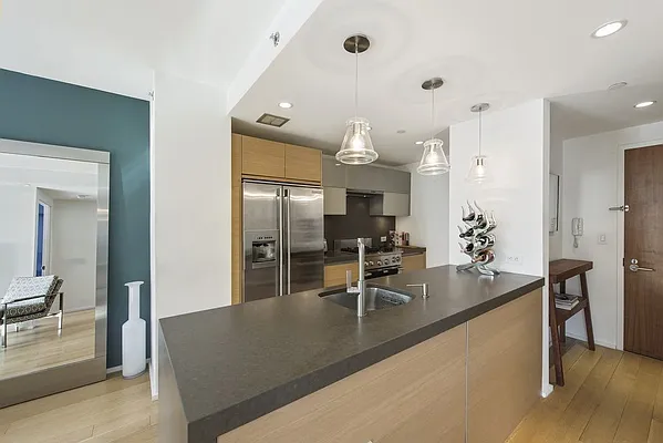Rented by Compass | media 12