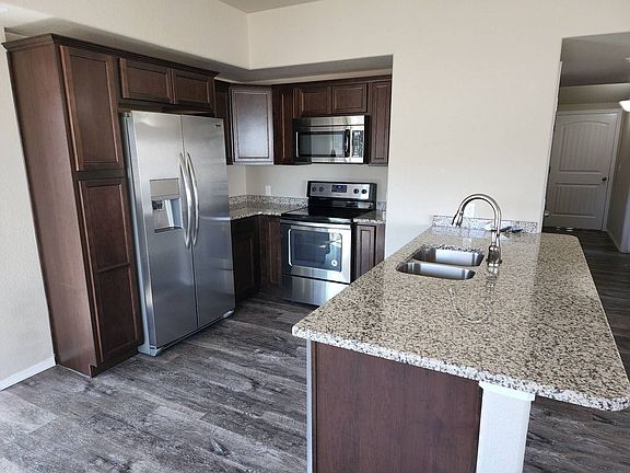 3rd image of 1620 Monterey Rd Unit 102