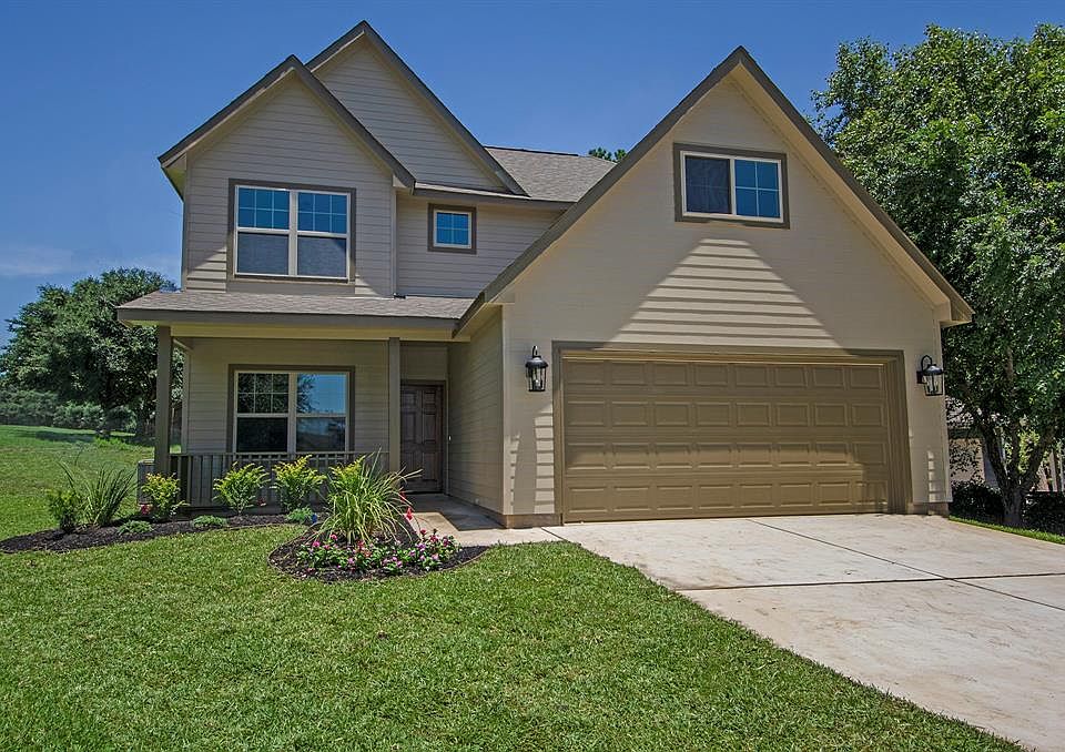 1st image of 2609 Red Oak Cir