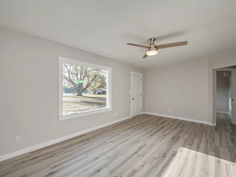 8000 W Dorian St — Photo 10