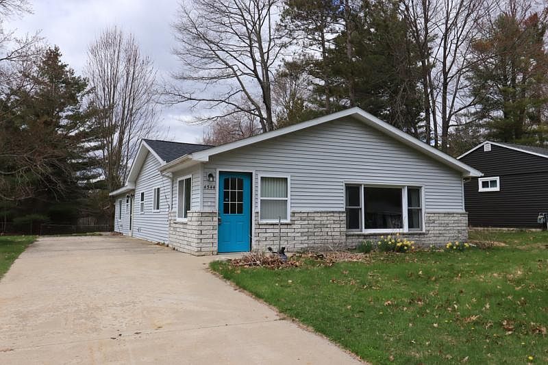 1st image of 4544 E Cedar Lake Dr
