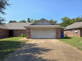 10224 Hyacinth Ln #B, Waco, TX 76708