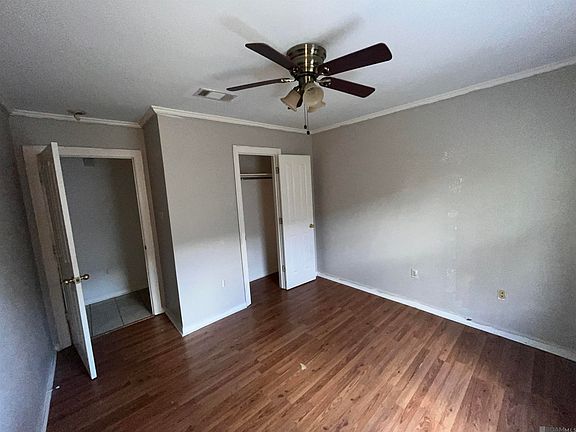 2nd image of 3280 Adams St